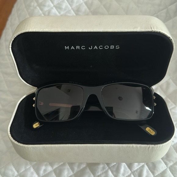 Marc Jacobs Accessories - Marc Jacobs Black Modern Sunglasses